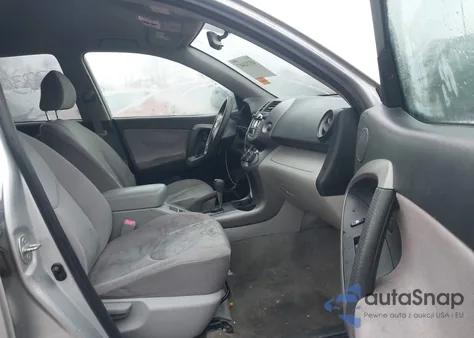 2006 Toyota Rav4 from USA, damaged, VIN JTMBD33V265002995